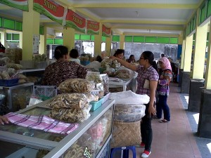 1205 SLEMAN PASAR BELUT