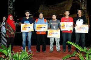Lomba Foto
